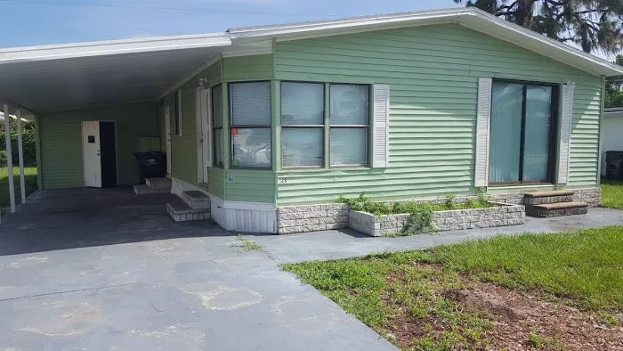 College Park Mobile Home Park Picture 5