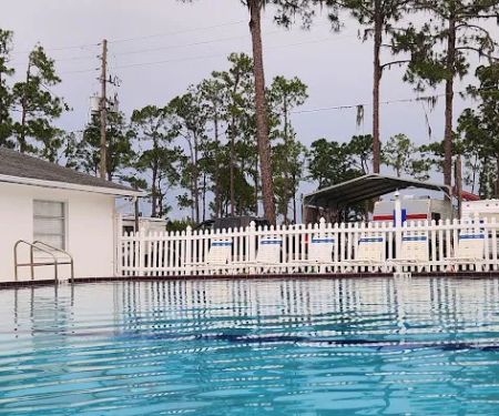 Camp Inn RV Resort