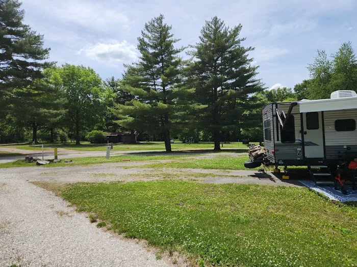 Riverside Park Campground Picture 9