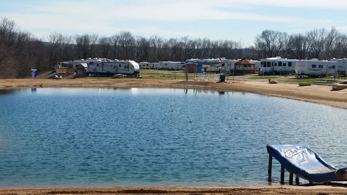 Whitetail Bluff Campground Picture 8