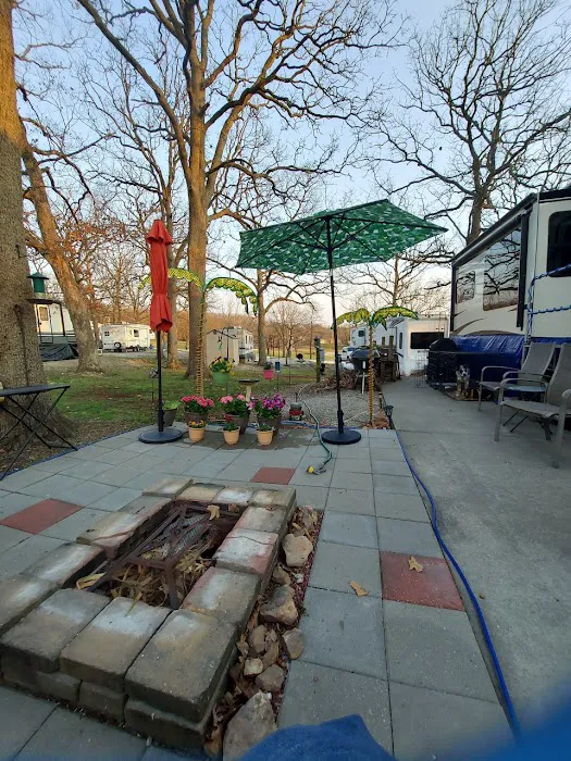 Oasis at Ozark Park - RV & Mobile Home Park Picture 8