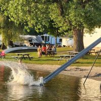 Hoeft's Resort & Campground ico