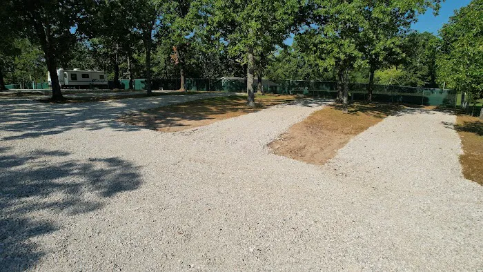 Loto Rv Park Picture 7