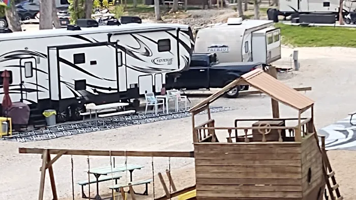 2BEACHES RV PARK Picture 4