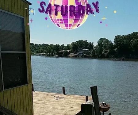 Kolb's LakeSide Resort