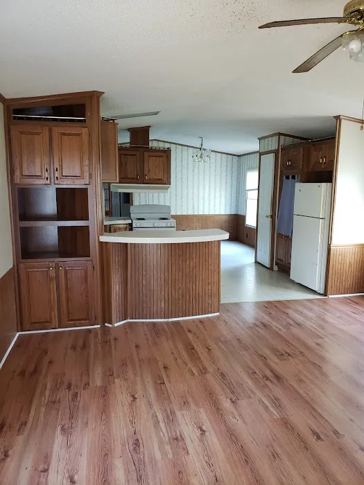 Villa Nevada Mobile Home Park Picture 4