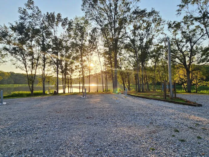 Hidden Gem Campground Picture 9