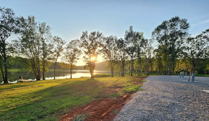 Hidden Gem Campground Picture 3