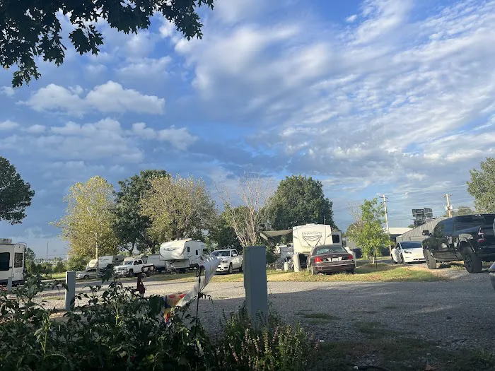 X-Press RV Park Picture 2
