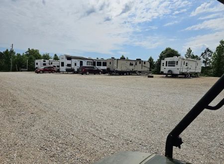 Robertson RV
