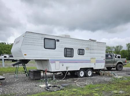 Cedar Creek Campgrounds and Storage LLC
