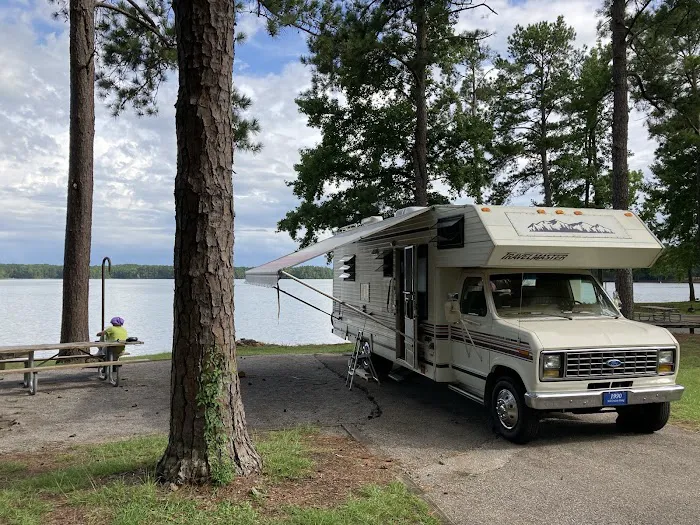 Holiday Campground Picture 7