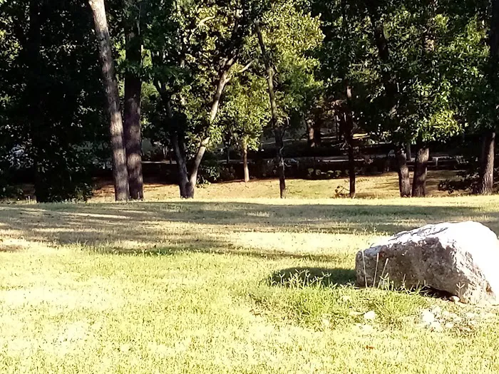 Whispering Woods RV Park Picture 3