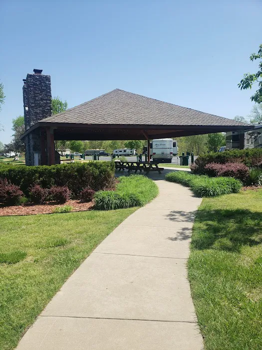 Whispering Woods RV Park Picture 10