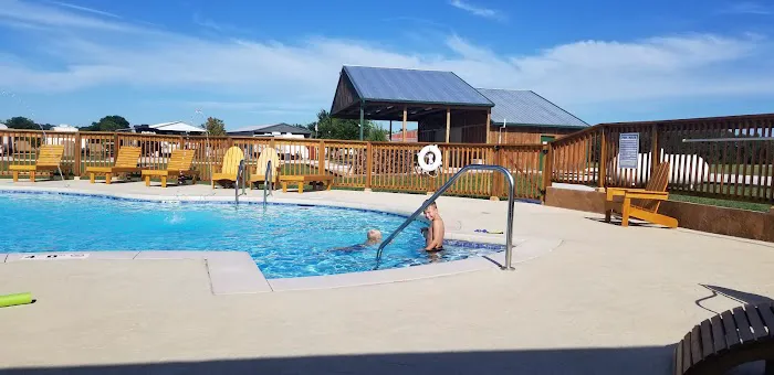 Grand Meridian RV, Tiny Home, Cabin Resort And Storage Picture 2