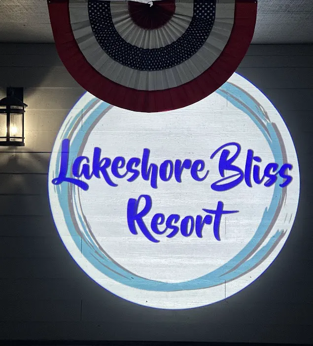 Lakeshore Bliss Resort Picture 7