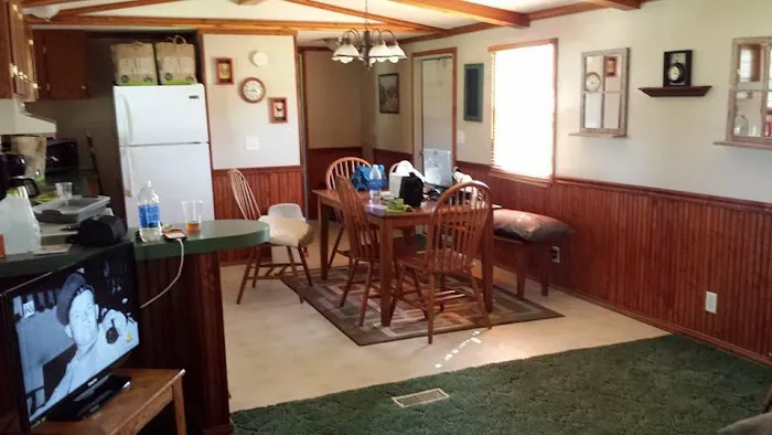 Big Cedar Cabins & RV Park Picture 5