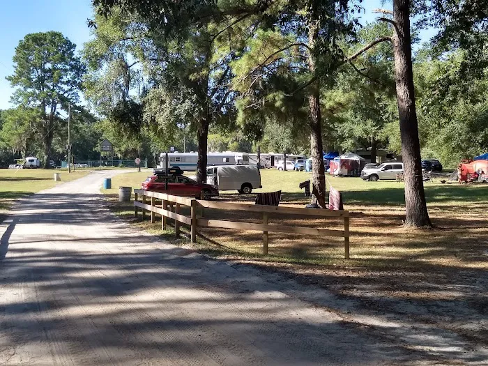 Pine Field Campsites Picture 3