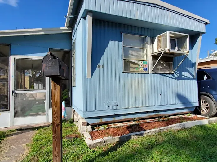 Sun Terrace Manufactured Home Community | Clearwater, FL Picture 8