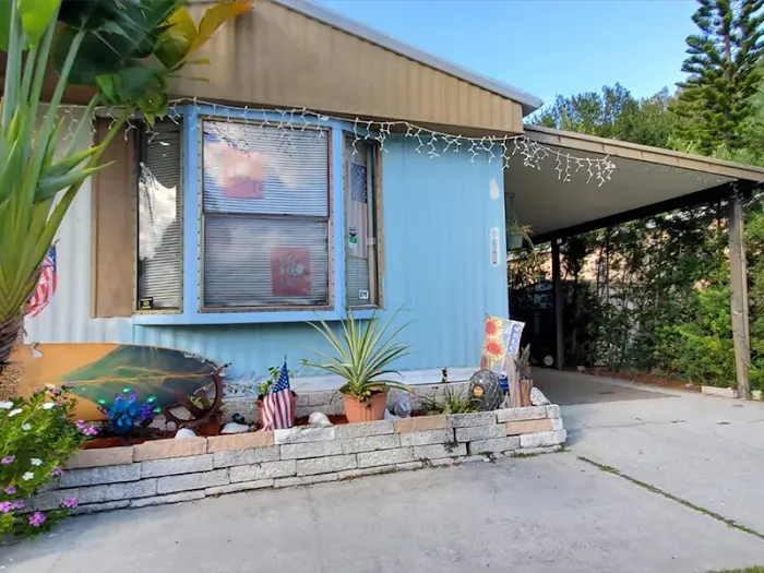 Sun Terrace Manufactured Home Community | Clearwater, FL Picture 5
