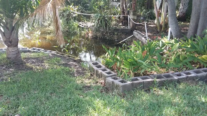 Pointe West Mobile Home Park Picture 9