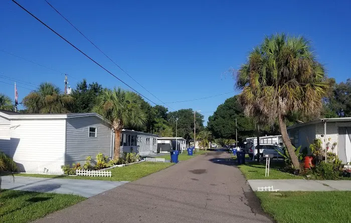 Orange Lake Mobile Home Park Picture 2