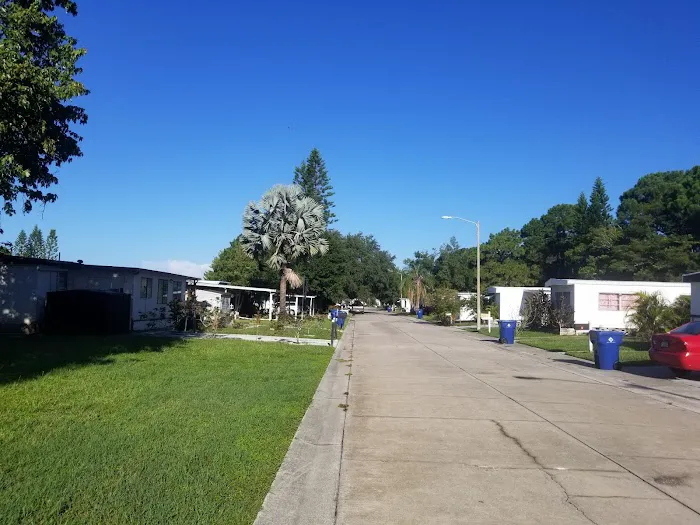 Paradise West Mobile Home Park Picture 1