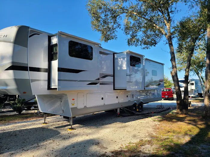 4 Lakes Campground Picture 8