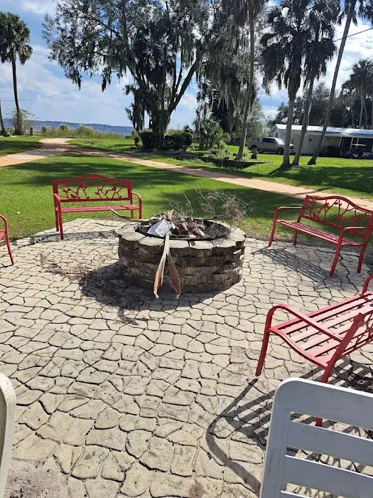 Butch's Hideaway RV Park Picture 4
