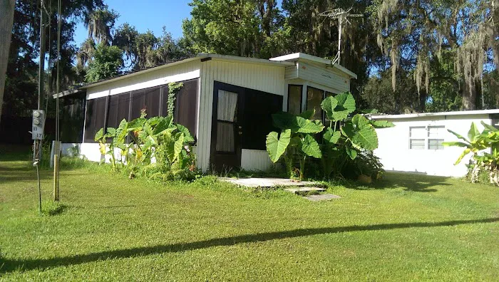 Hammock Lake Est Mobile Home Picture 5