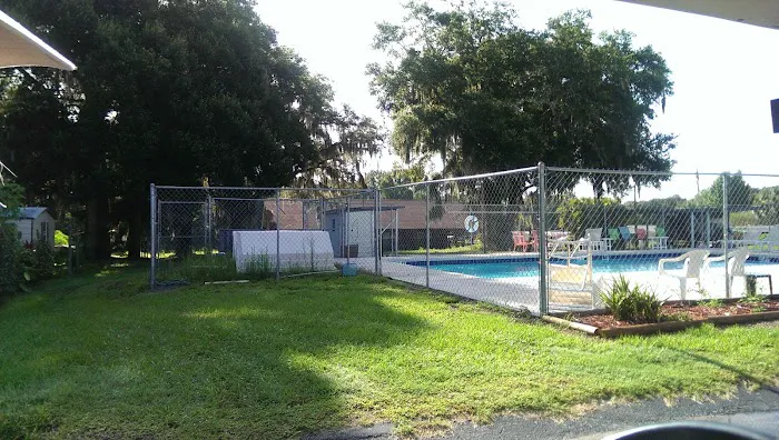 Hammock Lake Est Mobile Home Picture 6
