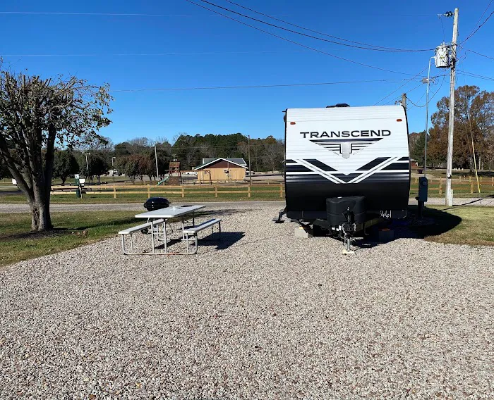 Green Acres RV Park Picture 10