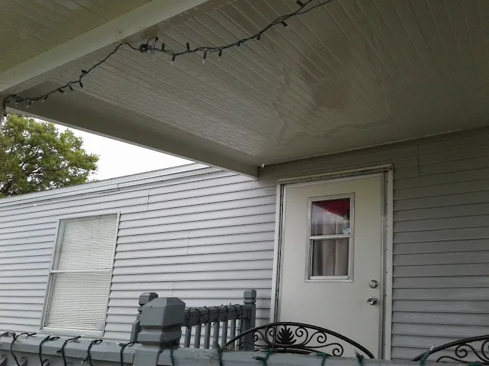 Briarwood Mobile Home Park Picture 5