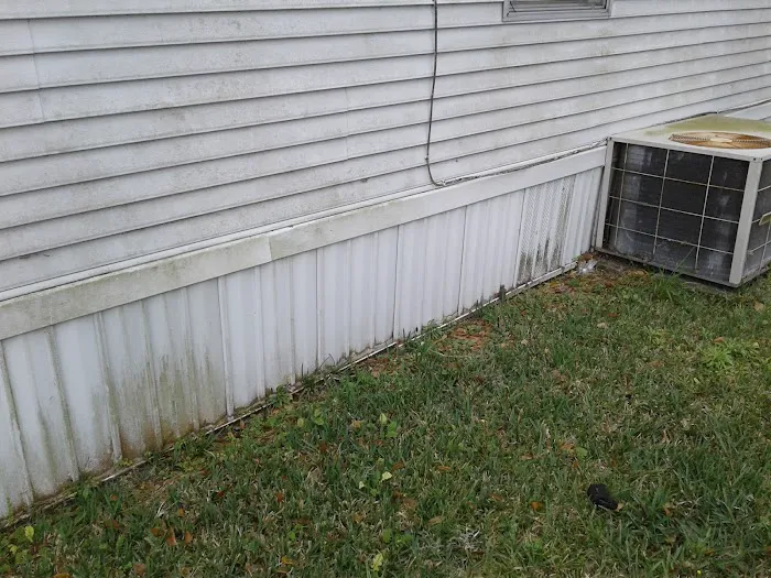 Briarwood Mobile Home Park Picture 7