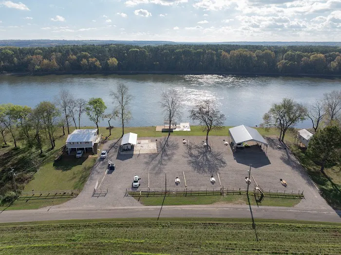 River & Reel Campground Picture 3