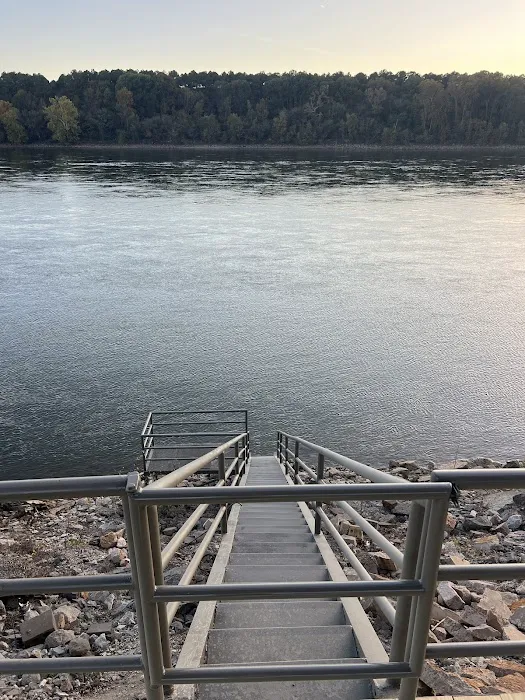 River & Reel Campground Picture 9