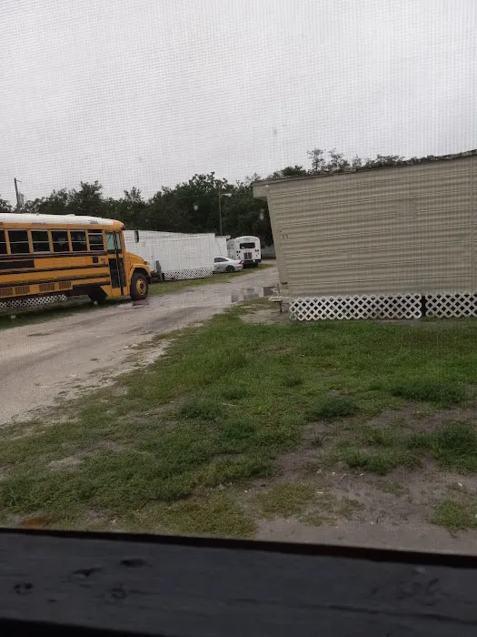 Pine Cone Mobile Home Park Picture 2