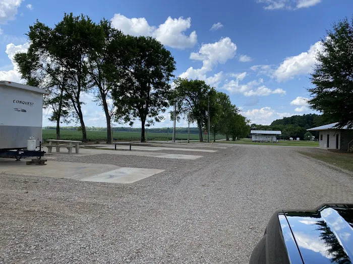 Botel Campground LLC Picture 6