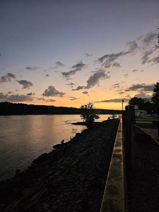 Botel Campground LLC Picture 5