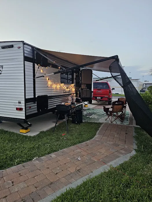Crystal Lake Village 55+ RV and Home Community Picture 7