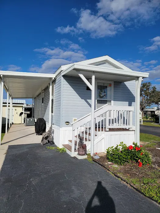 Crystal Lake Village 55+ RV and Home Community Picture 6