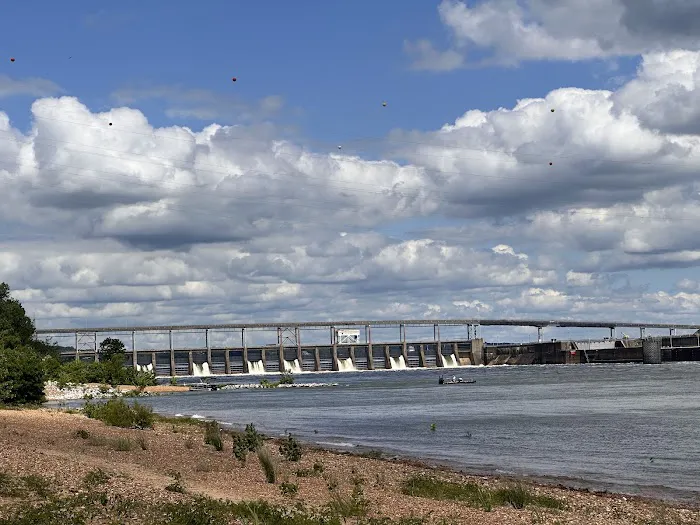 TVA Pickwick Dam Campground Picture 3