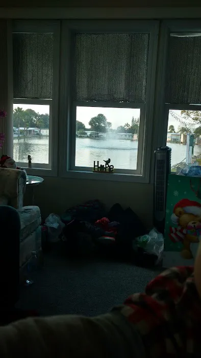 Crystal Lake Mobile Home & RV Picture 1