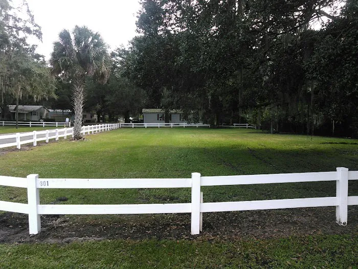WindWard Gardens Picture 6