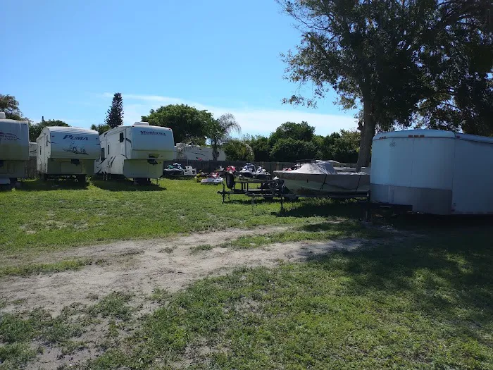 Breezeway Trailer Park Picture 2