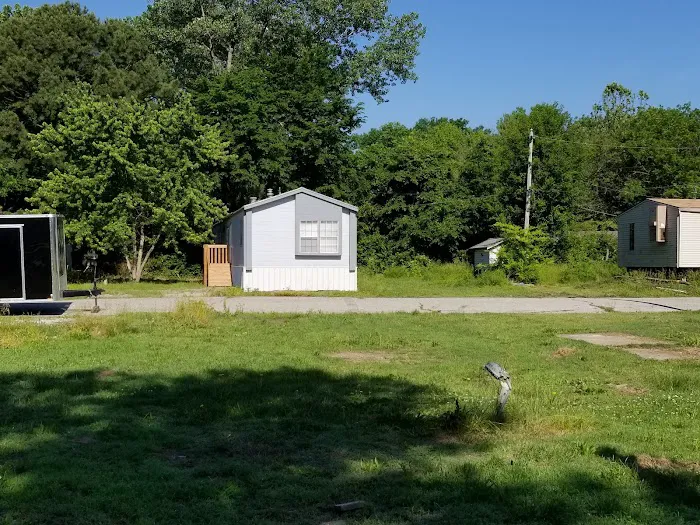 Whispering Pines Mobile Home Community Picture 9