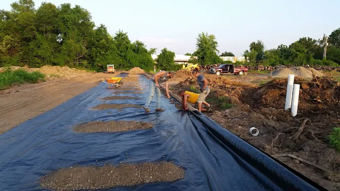 Lonestar Mobile Home Park Picture 6