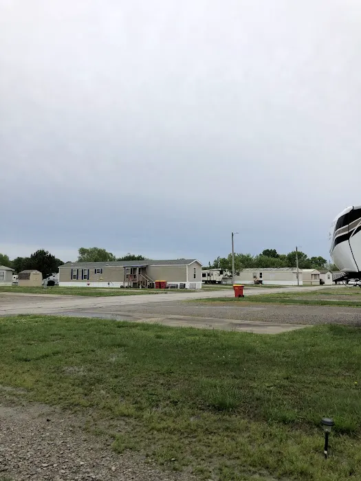 Parkview Estates & RV Community Picture 6