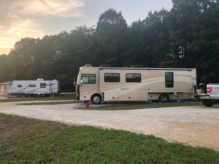 Haven Hollow RV Park Picture 4