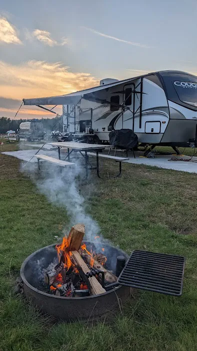 Pictured Rocks RV Park Picture 3